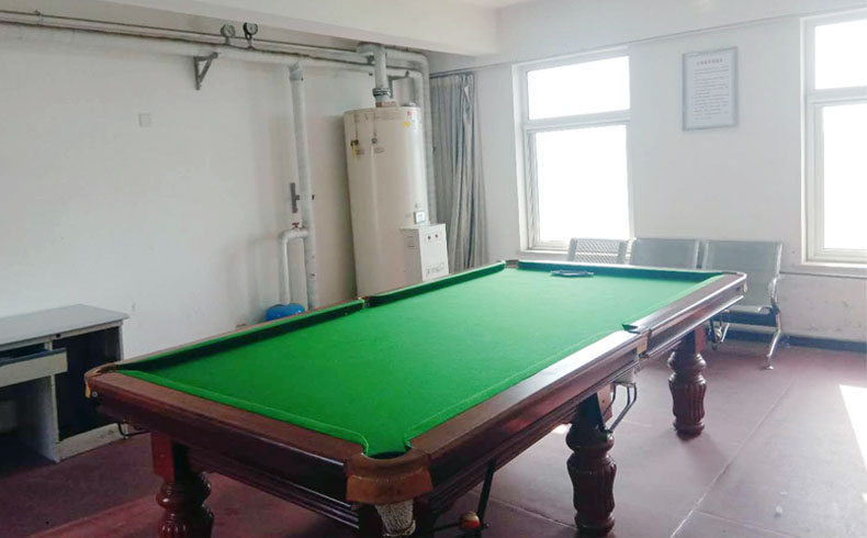 米乐是不是正规平台:保证光伏电力安稳输出：出口朝鲜光伏电站专用380V油浸式稳压器